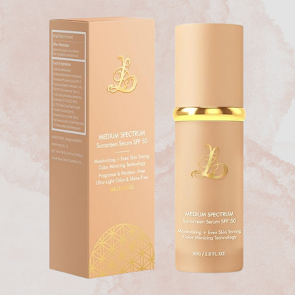 VelvetGlow-La base 4 en 1 que protege, hidrata, perfecciona y realza tu brillo natural.